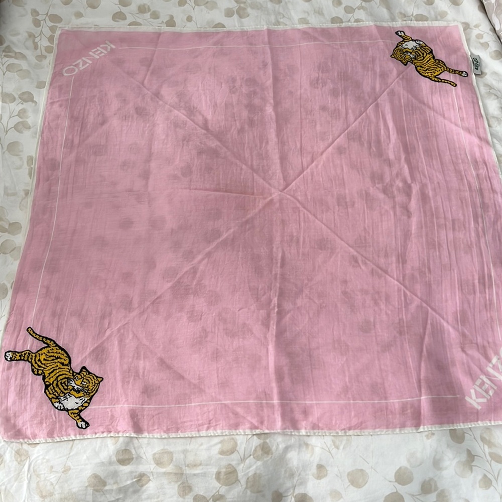 Kenzo Scarf